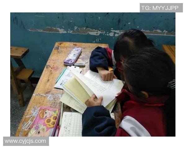 足球明星的辉煌历程与成就解析让我们一起走近他们的传奇故事